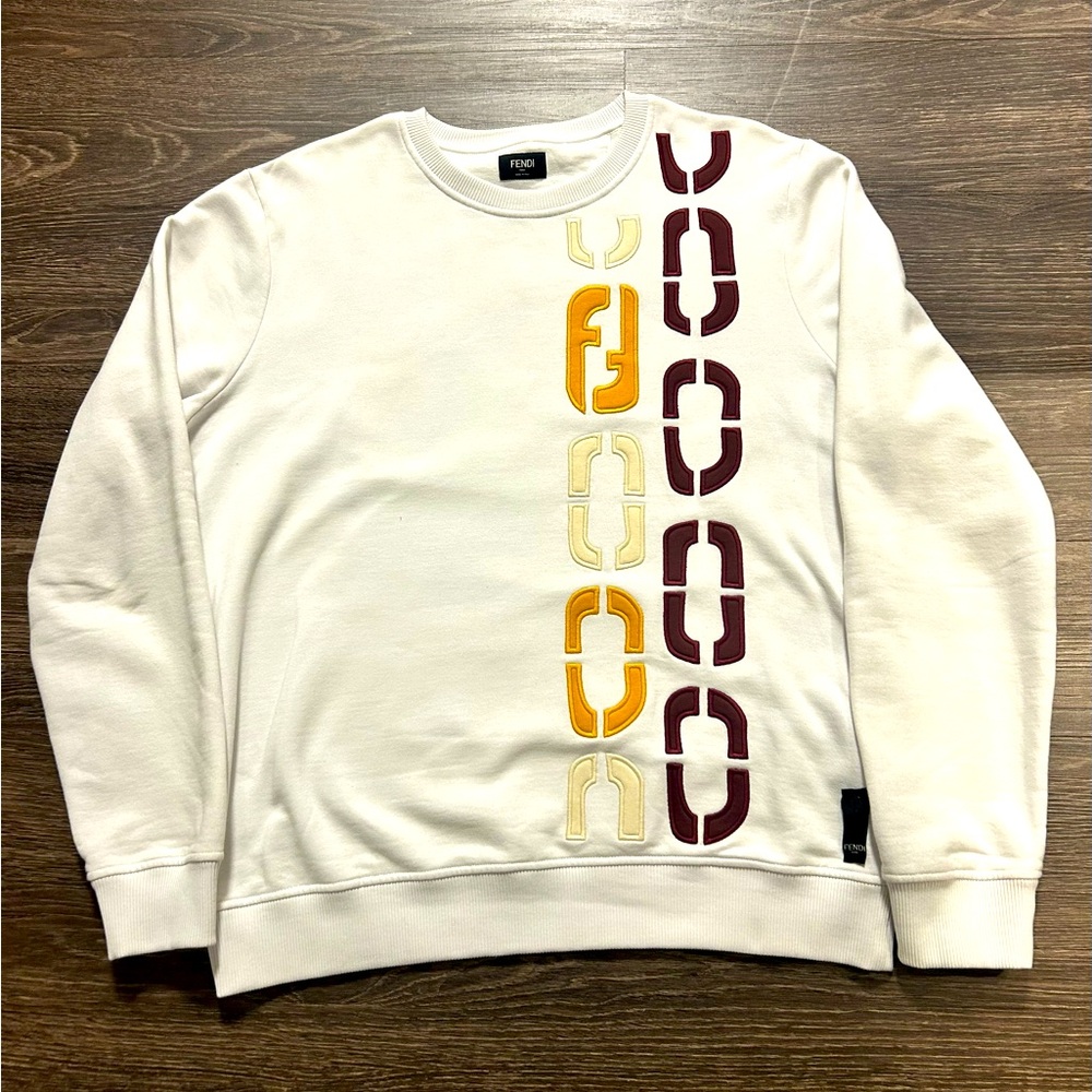 Fendi Sweatshirt size XL white Great condition only worn once